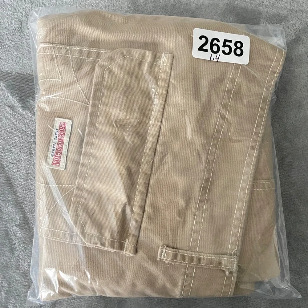True Religion Cargo Pants Men 34 Tan Khaki Straight Leg Horseshoe Pocket Utility